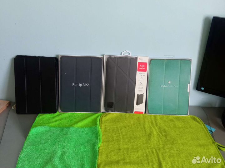 Чехлы на iPad
