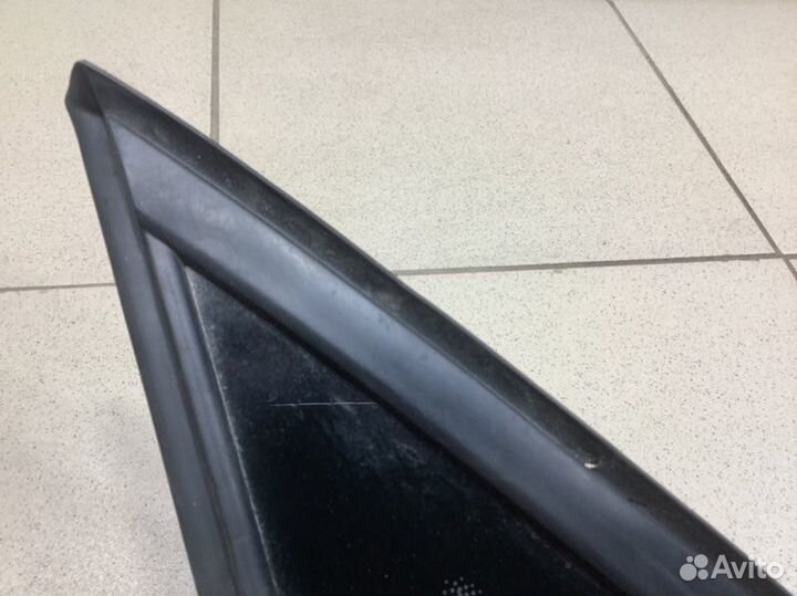 Стекло кузовное глухое левое Audi A3 8V czca 2014