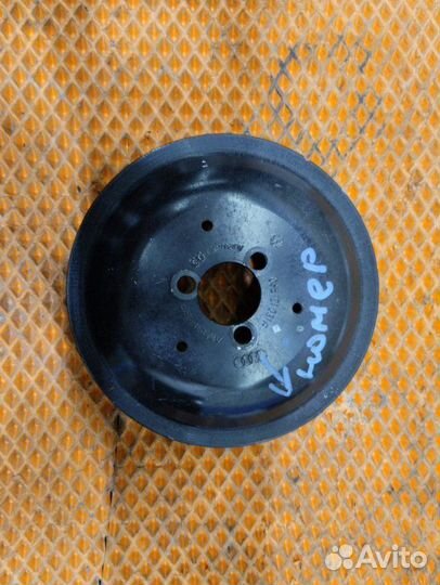 Шкив помпы передний Audi A6 C7 C7 cgwb 2012