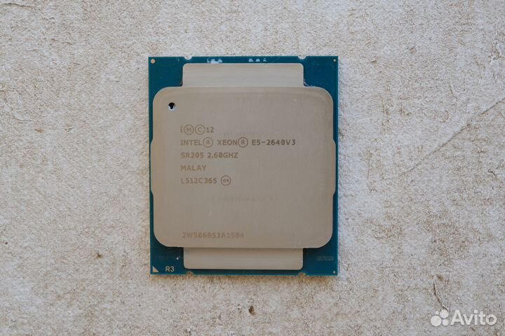 Процессор Xeon E5-2640v3