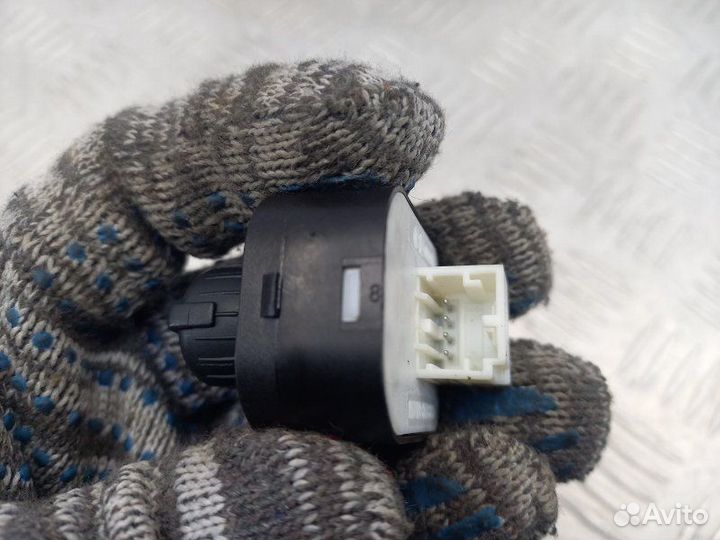 Блок управления зеркалами Audi Q7 4LB 3.0 casa 240