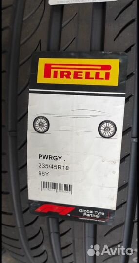 Pirelli Powergy 235/45 R18