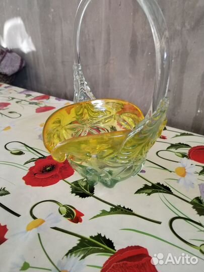 Ваза конфетница цветное стекло