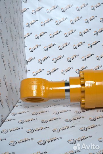 Гидроцилиндр ковша Hyundai R320 31Q9-60110