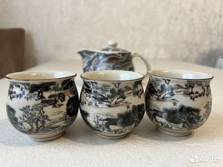 Чайник заварочный и пиалы с двойными стенками