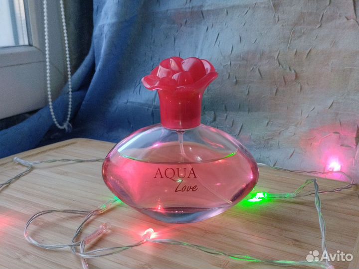 Туалетная вода женская Aqua love 100мл. В коробке