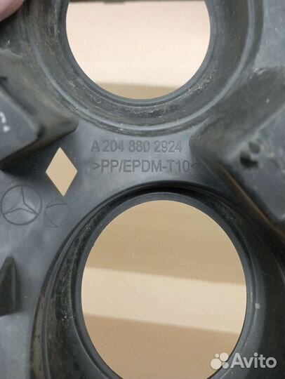 Mersedes C W204 Решётка бампера правая