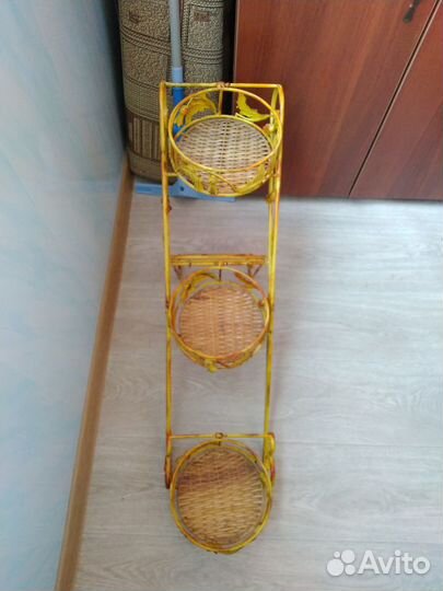 Подставка для цветов