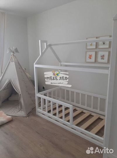 Детская кровать домик