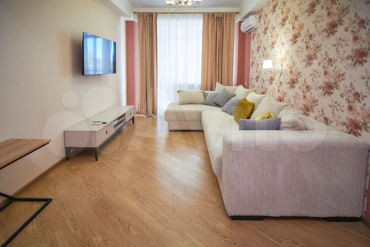 2-к. квартира, 75 м², 2/8 эт.