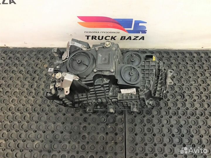 Фара правая Scania 6-series