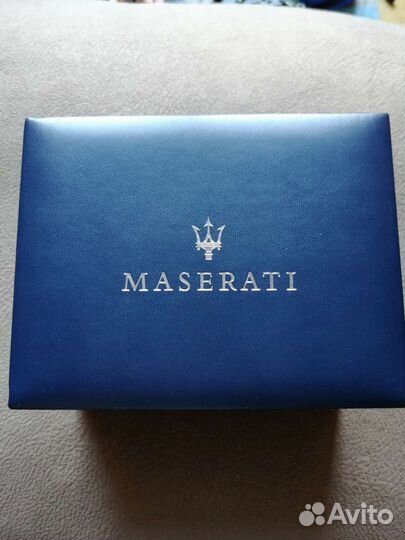 Наручные часы Maserati женские