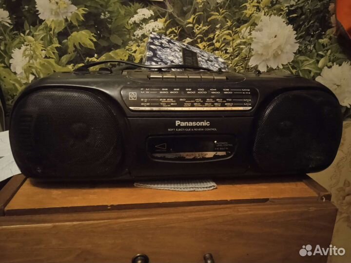 Кассетный магнитофон panasonic
