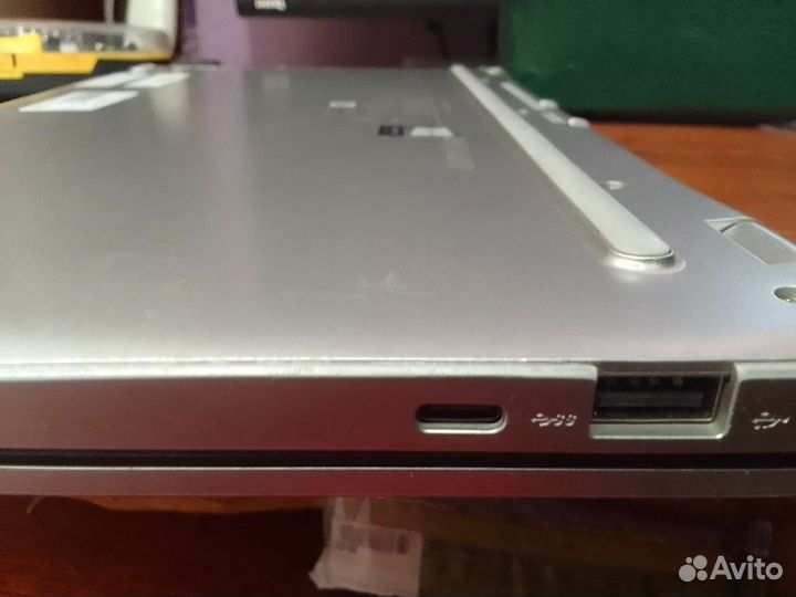 Asus VivoBook F420F 14