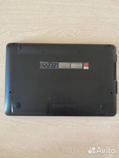 Ноутбук asus