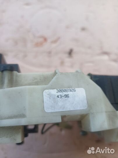 Переключатель подрулевой (стрекоза) Volvo S40 1