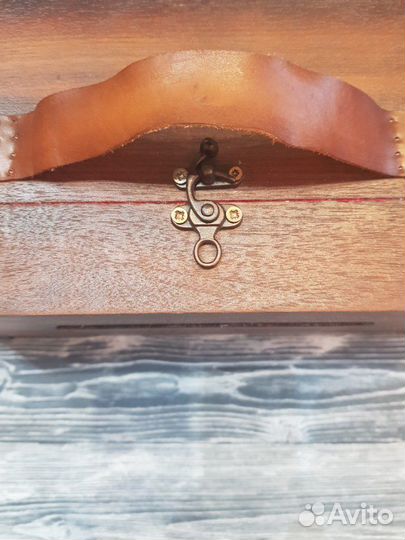 Подарочная коробка для обуви