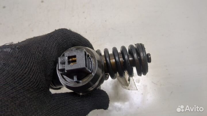 Форсунка топливная Audi A4 (B6)