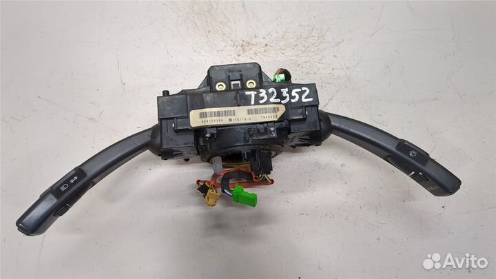 Переключатель поворотов и дворников Volvo S40 2004