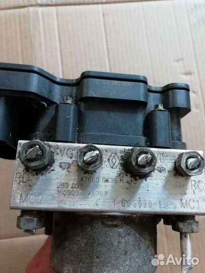 Блок абс Renault Sandero 2 logan 2
