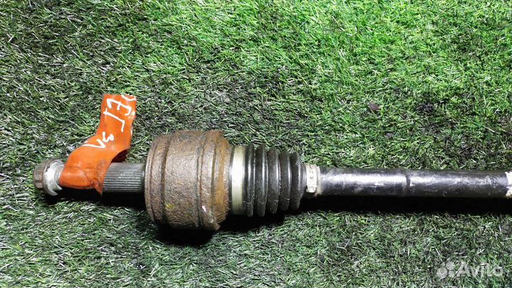 Привод задний левый Volkswagen Touareg