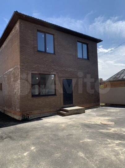 Дом 144 м² на участке 2,9 сот.