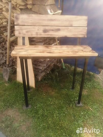 Лавочка уличная