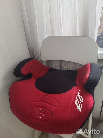 Автокресло бустер
