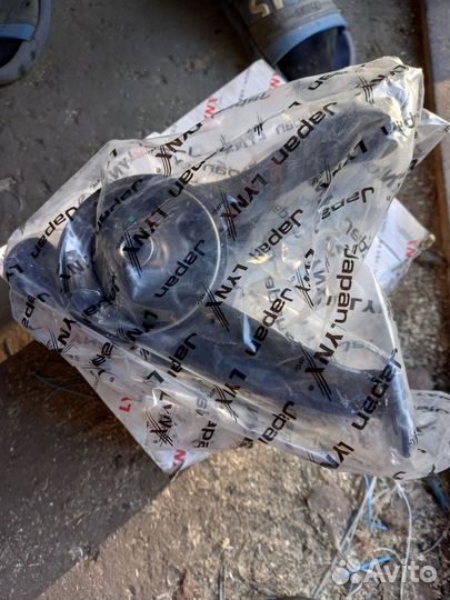 Опора двигателя митсубиси Лансер 9