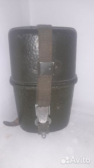Фляга армейская в кожаном чехле