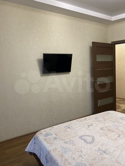 2-к. квартира, 70 м², 3/6 эт.