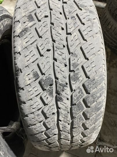 Roadstone Roadian MT 285/60 R18