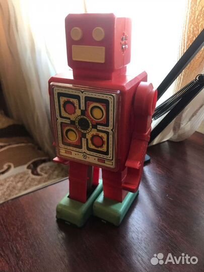 Робот заводной СССР