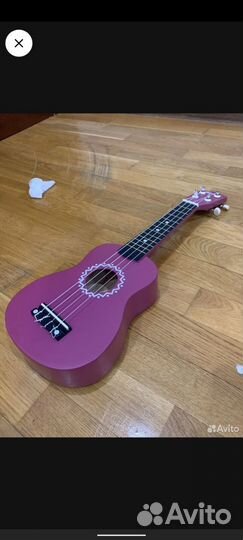 Укулеле с чехлом