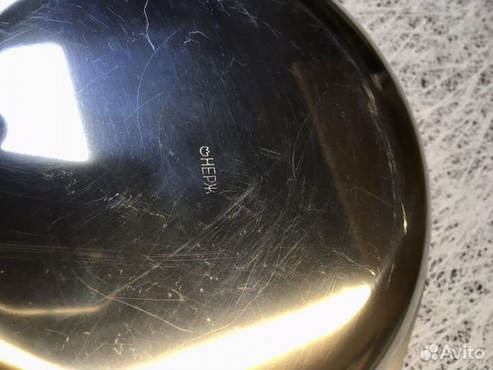 Тарелка из нержавеющей стали