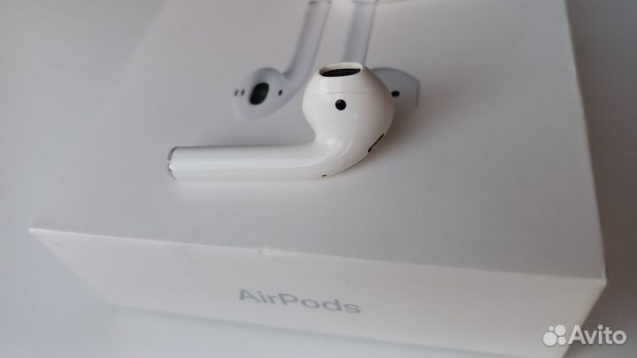 Airpods 2 наушники с проводным кейсом оригинал