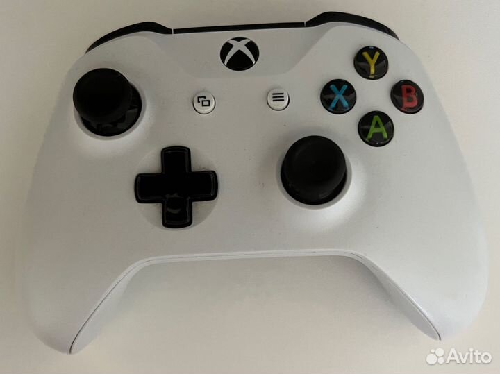 Xbox One s джойстик (геймпад)