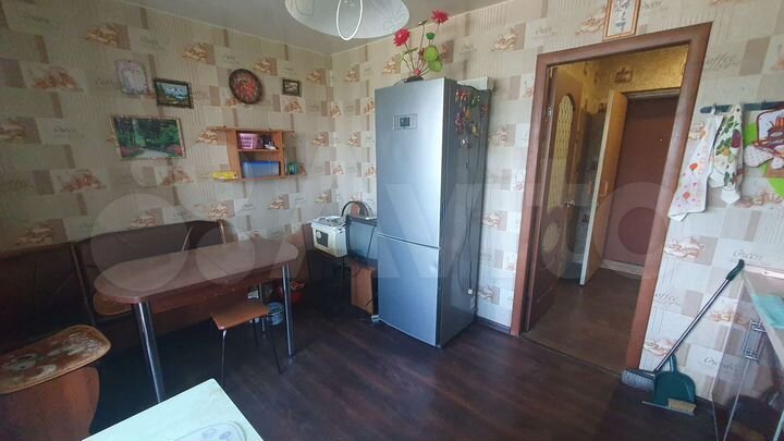 2-к. квартира, 56 м², 2/5 эт.