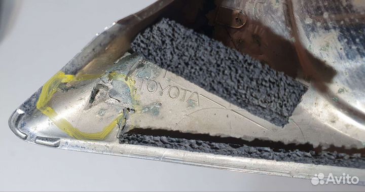 Накладка противотуманной фары Toyota Camry XV50