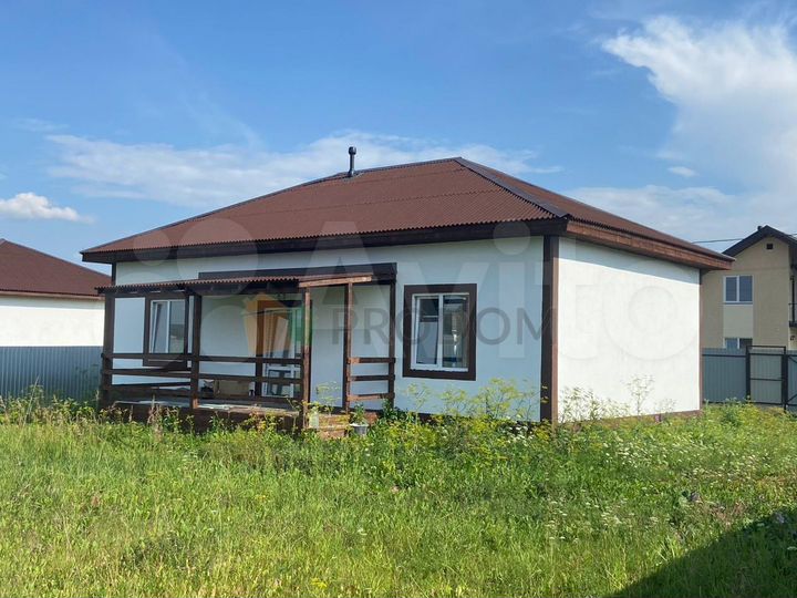 Коттедж 108 м² на участке 7,5 сот.