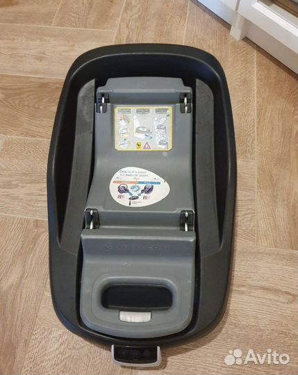 Автокресло mахі cosi pebble, база familyFix, Шасси