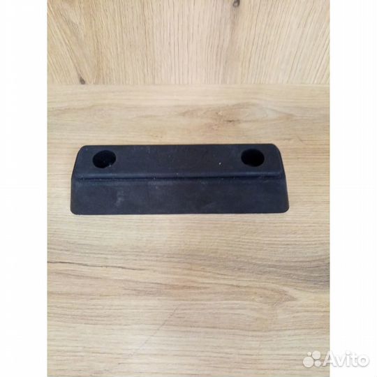 Буфер полуприцепа парковочный 210х50х55мм резиндет