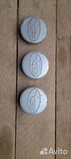 Заглушки дисков Субару