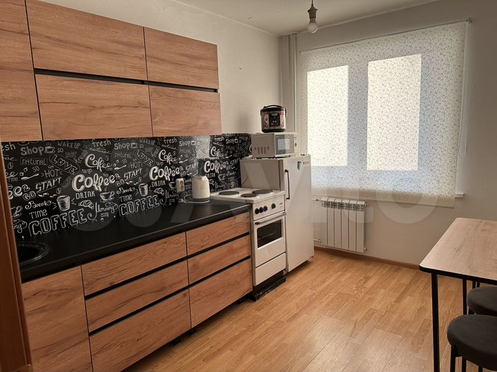 1-к. квартира, 42 м², 4/18 эт.