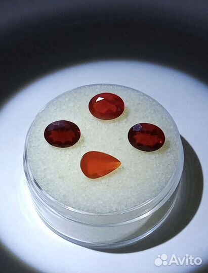 Опал огненный