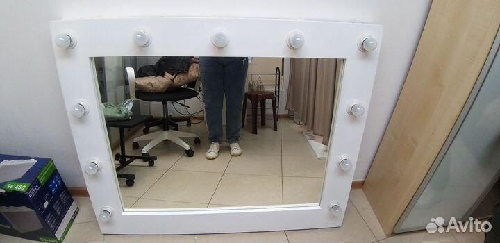 Гримерное зеркало с лампочками бу