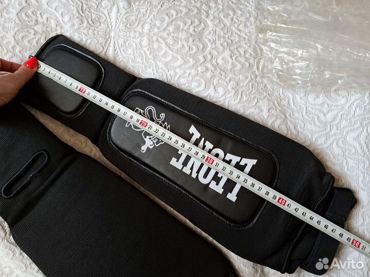 Щитки для единоборств L новые