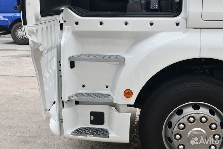 Sitrak ZZ4256V364HE, 2023