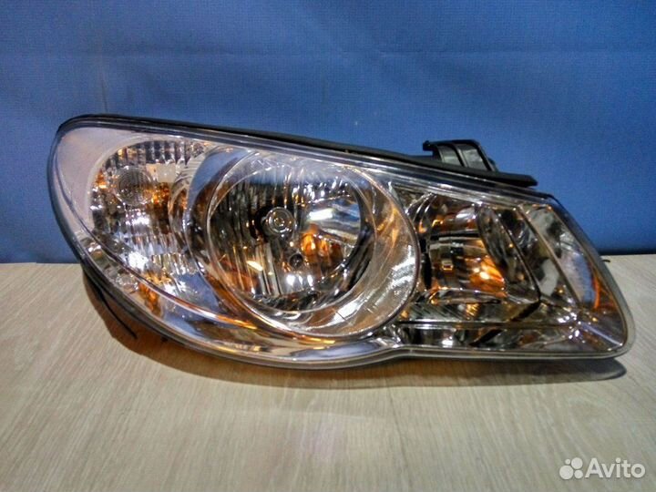 Фара Хундай \ Hyundai