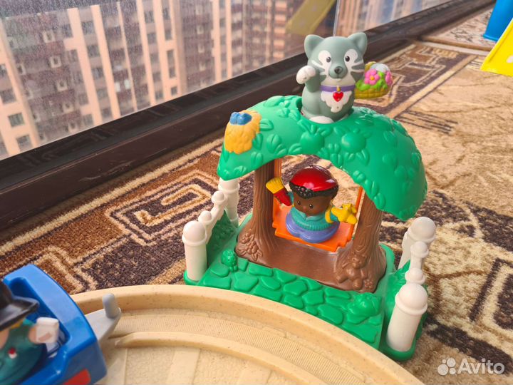 Железная дорога Littel people Fisher-price